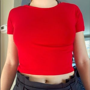 Red shortsleeved cropped Zara t-shirt